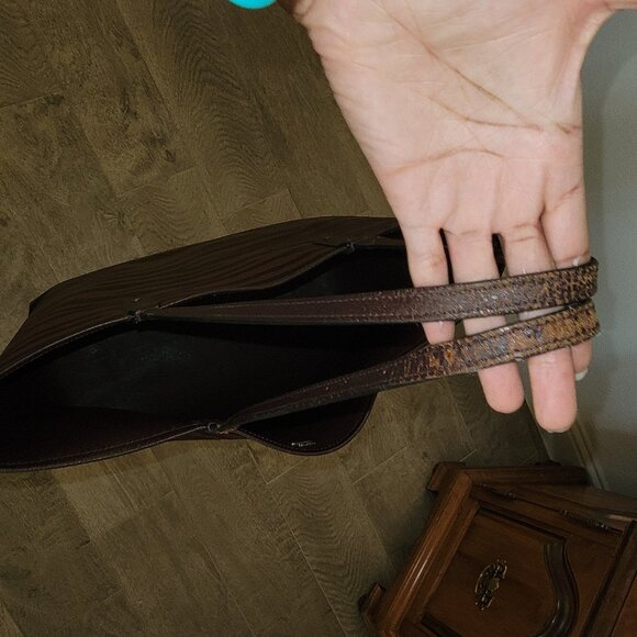 π COACH BURGUNDY & BLACK ZEBRA PRINT REVERSIBLE LEATHER TOTE PURSE - Picture 5 of 7